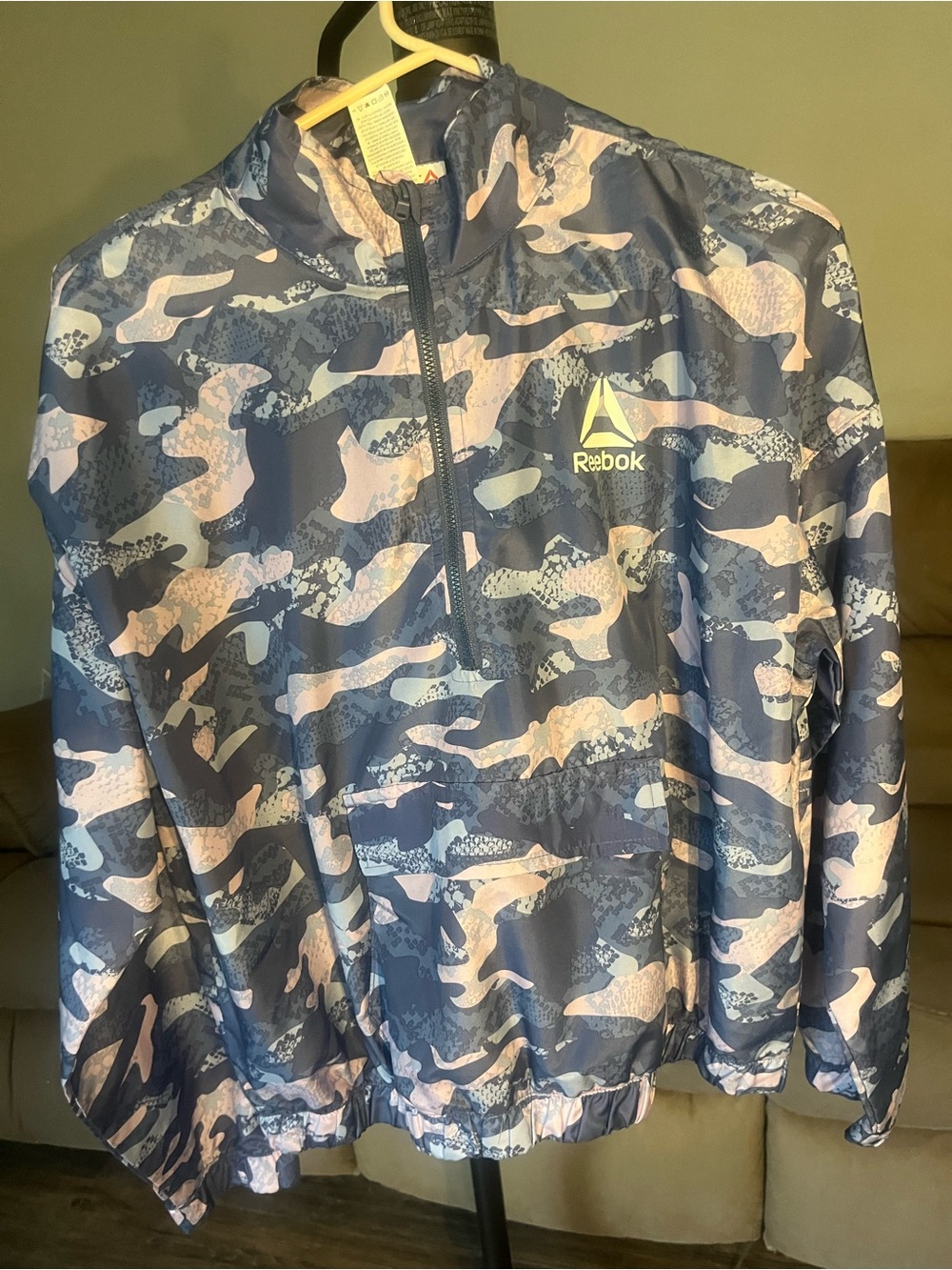 Reebok Women’s Gray & Pink Camo Windbreaker Jacket